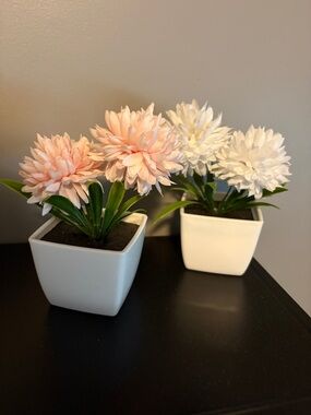 Artificial Potted Flower Set - Pink and White Blossoms